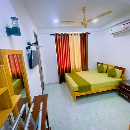 Sparkling Resort Kataragama Exteriör bild
