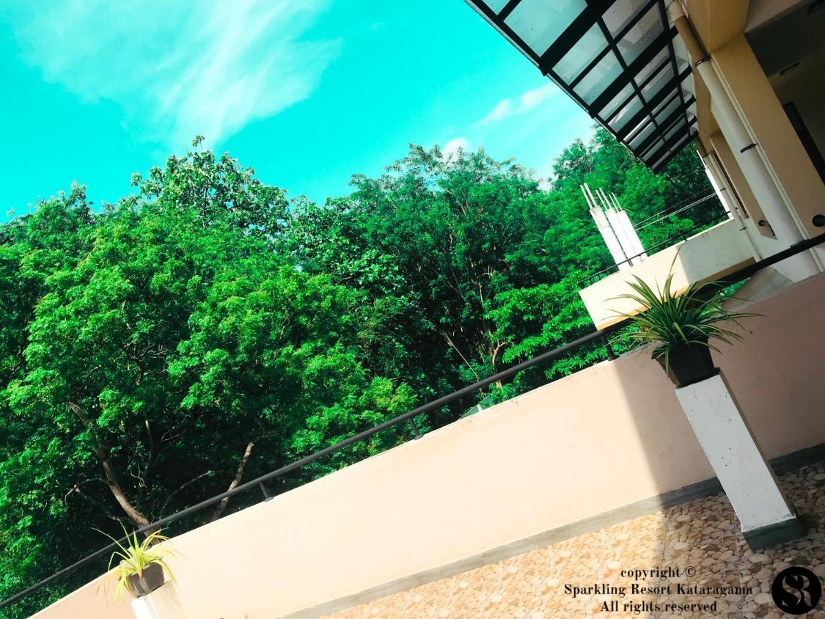 Sparkling Resort Kataragama Exteriör bild