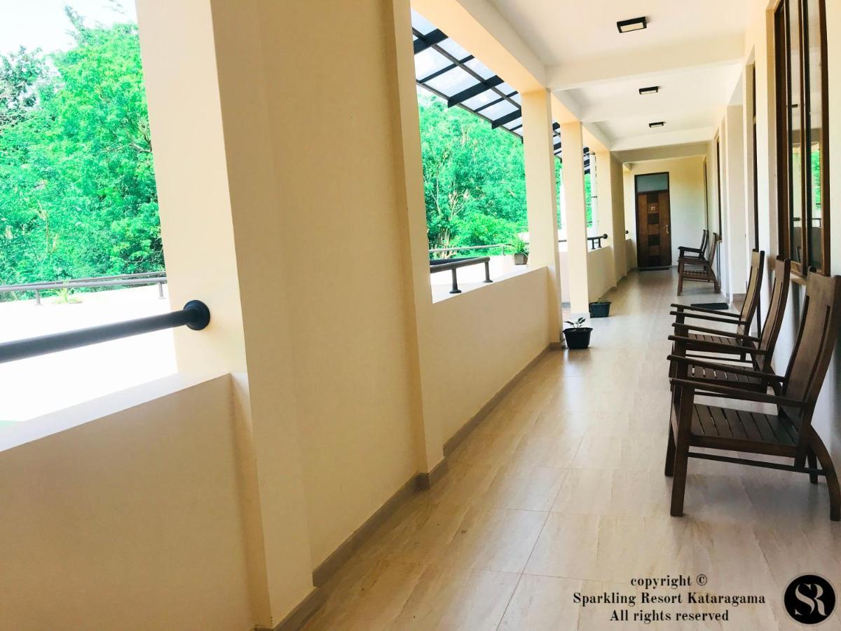 Sparkling Resort Kataragama Exteriör bild