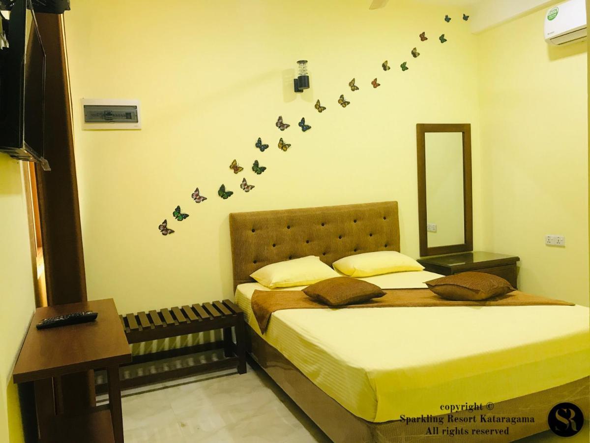 Sparkling Resort Kataragama Exteriör bild