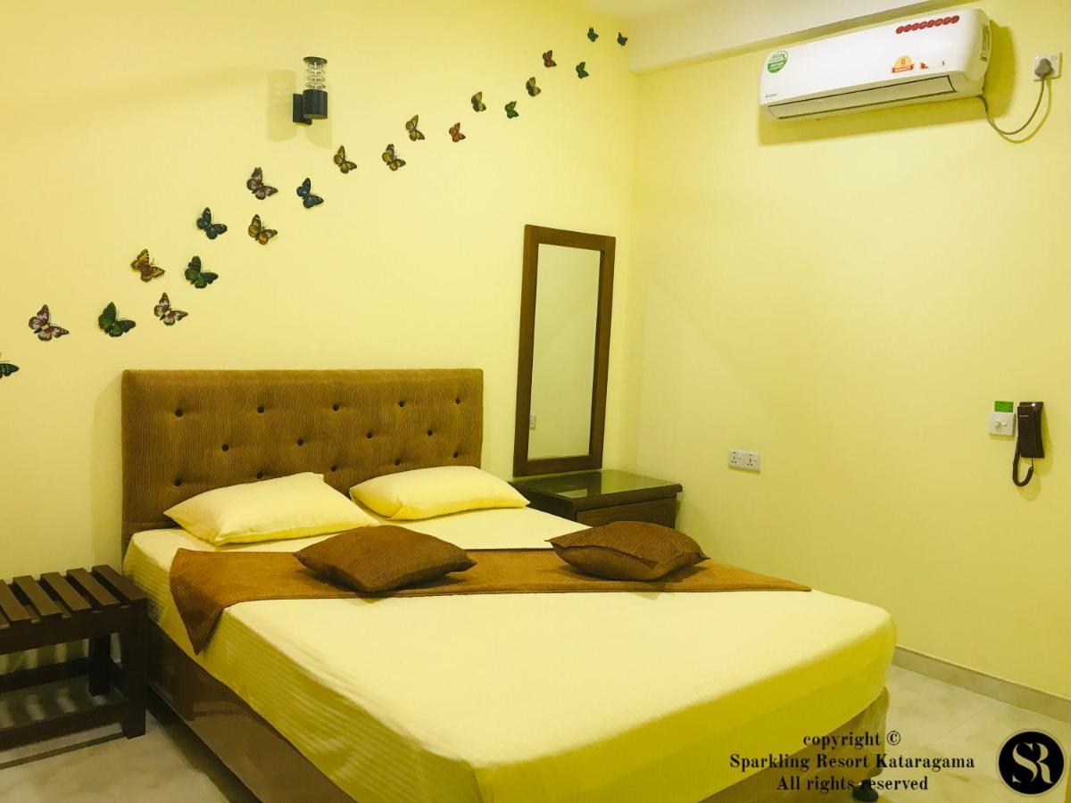 Sparkling Resort Kataragama Exteriör bild